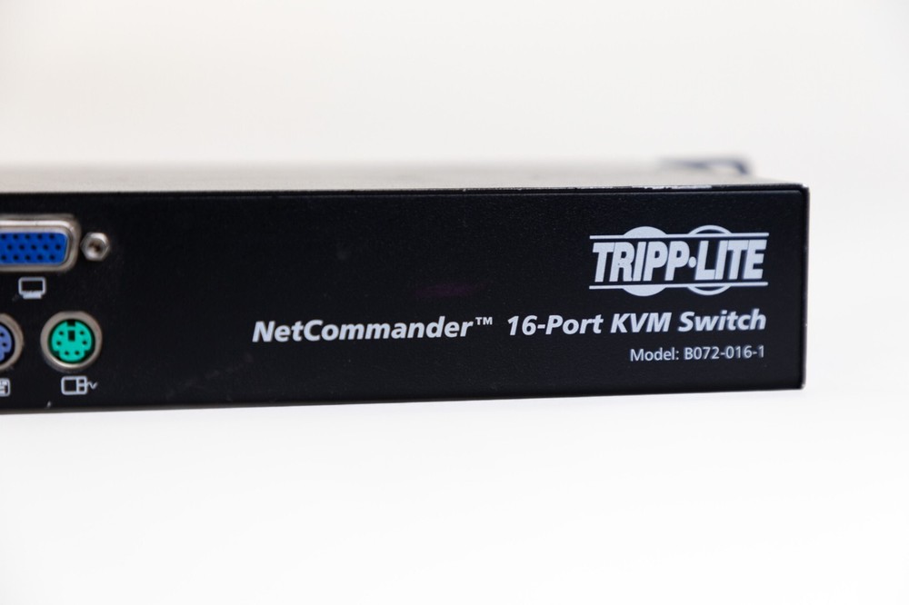 Tripp Lite NetCommander (B0720161) 16-Ports Rack-Mountable KVM switch PS/2...