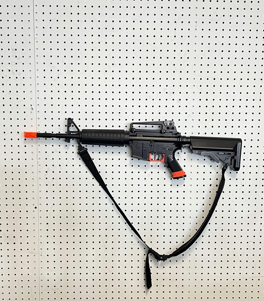 Elite Force M4A1 Carbine Airsoft Gun