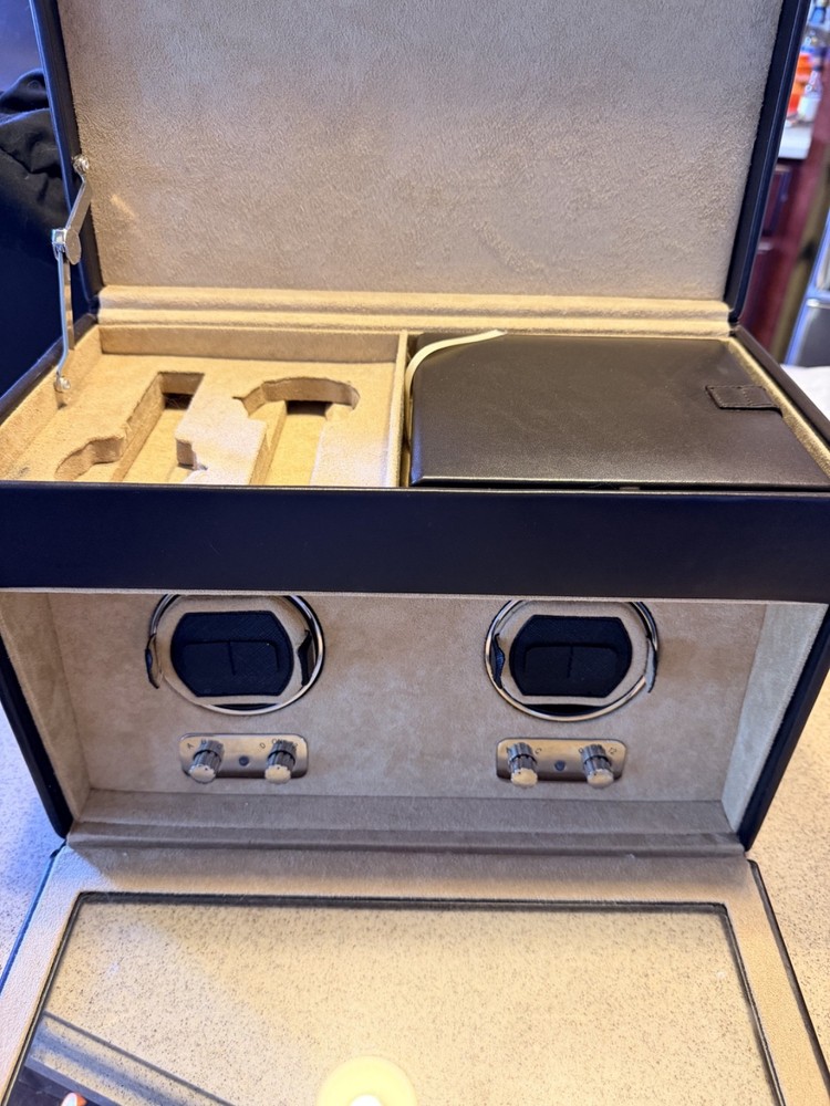 READ DESCRIPTION - Wolf Heritage Double Watch Winder with Storage