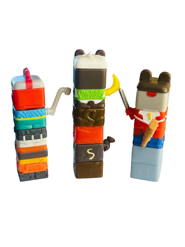 Sick bricks spin master 18 piece brick figures