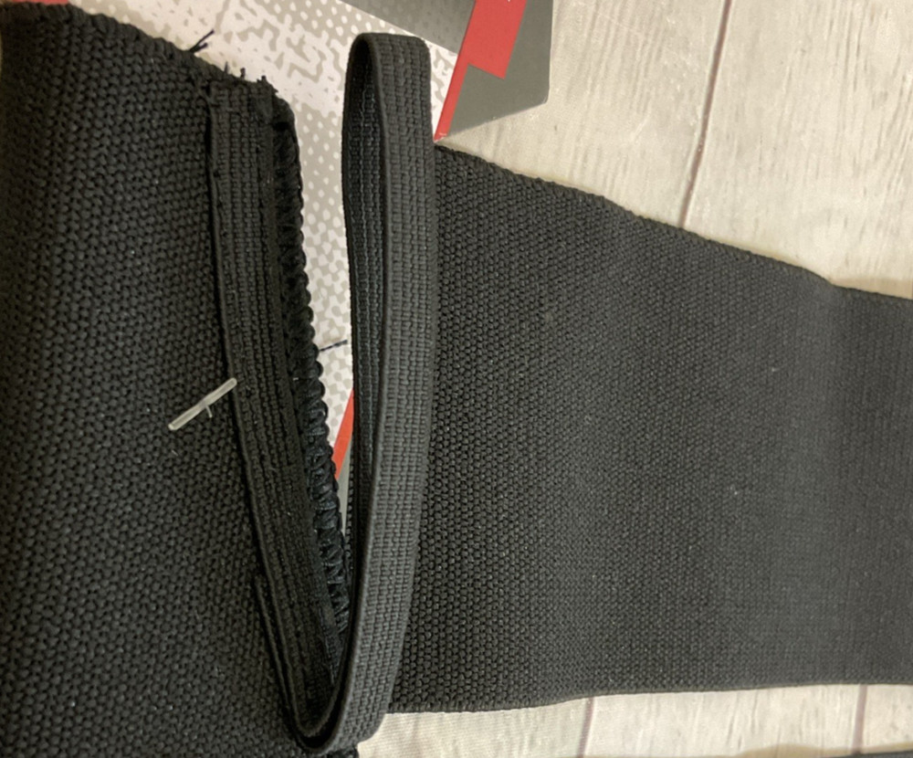 Harbinger Pro Lifting Wrist Straps One Size 20" Medium Weight Elastic Thumb Loop