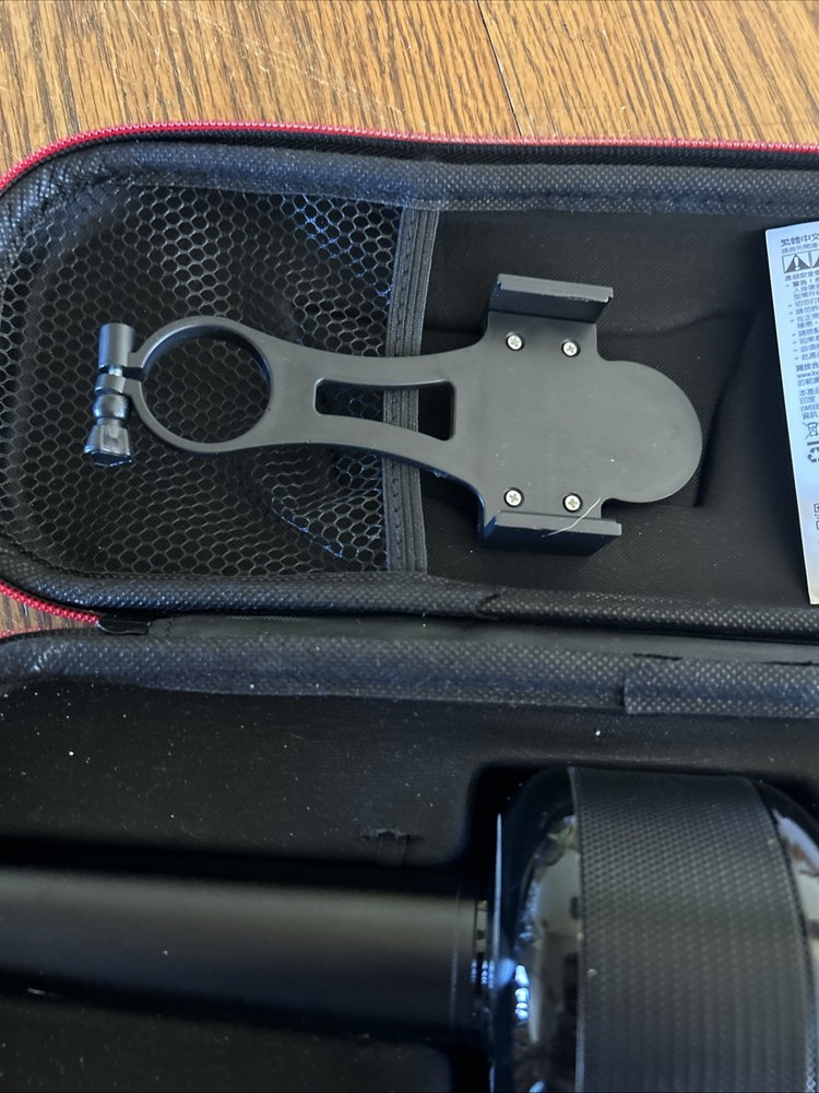 WIRELESS BLUETOOTH KARAOKE MICROPHONE E106 2.0 With Case