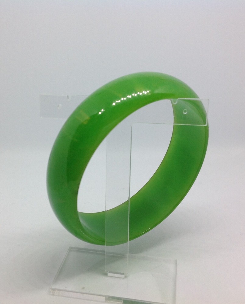 Vintage Semi Translucent Marbled Lime Green Bakelite 8" Bangle Bracelet