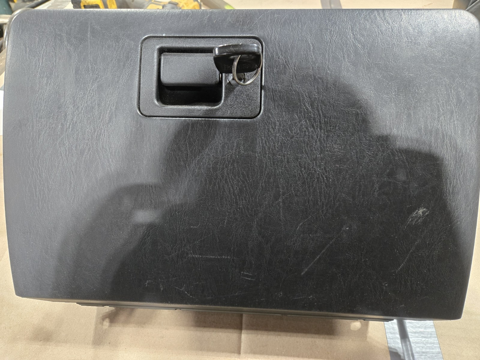 2001-2007 Ford Escape Glovebox Glove Box Compartment Assembly OEM Black W/key