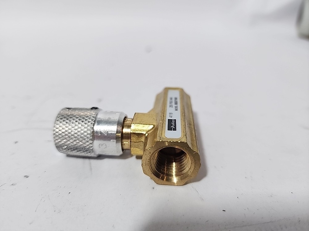 Parker 003371001 Flow Control Valve 1/4"