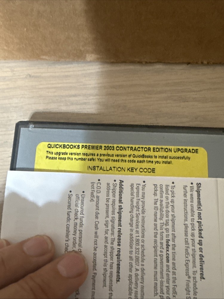 Intuit Quickbooks 2003 Premier Contractor Edition Upgrade Only EUC w/Key Code