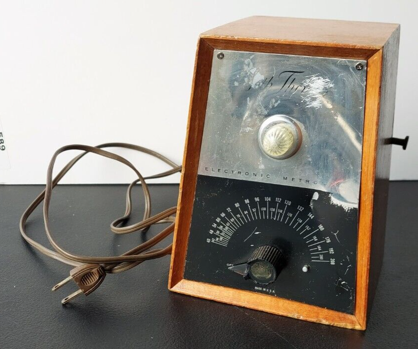 SETH THOMAS ELECTRONIC METRONOME. MADE IN U.S.A.