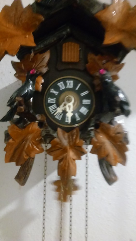 Black forest vintage raven cuckooclock