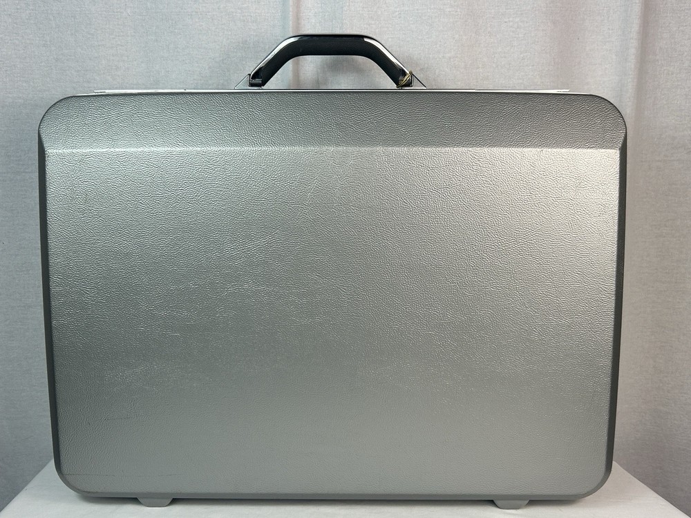 Olympus EVIS JF-100 Duodenoscope Hard Locking Carry Case with Keys