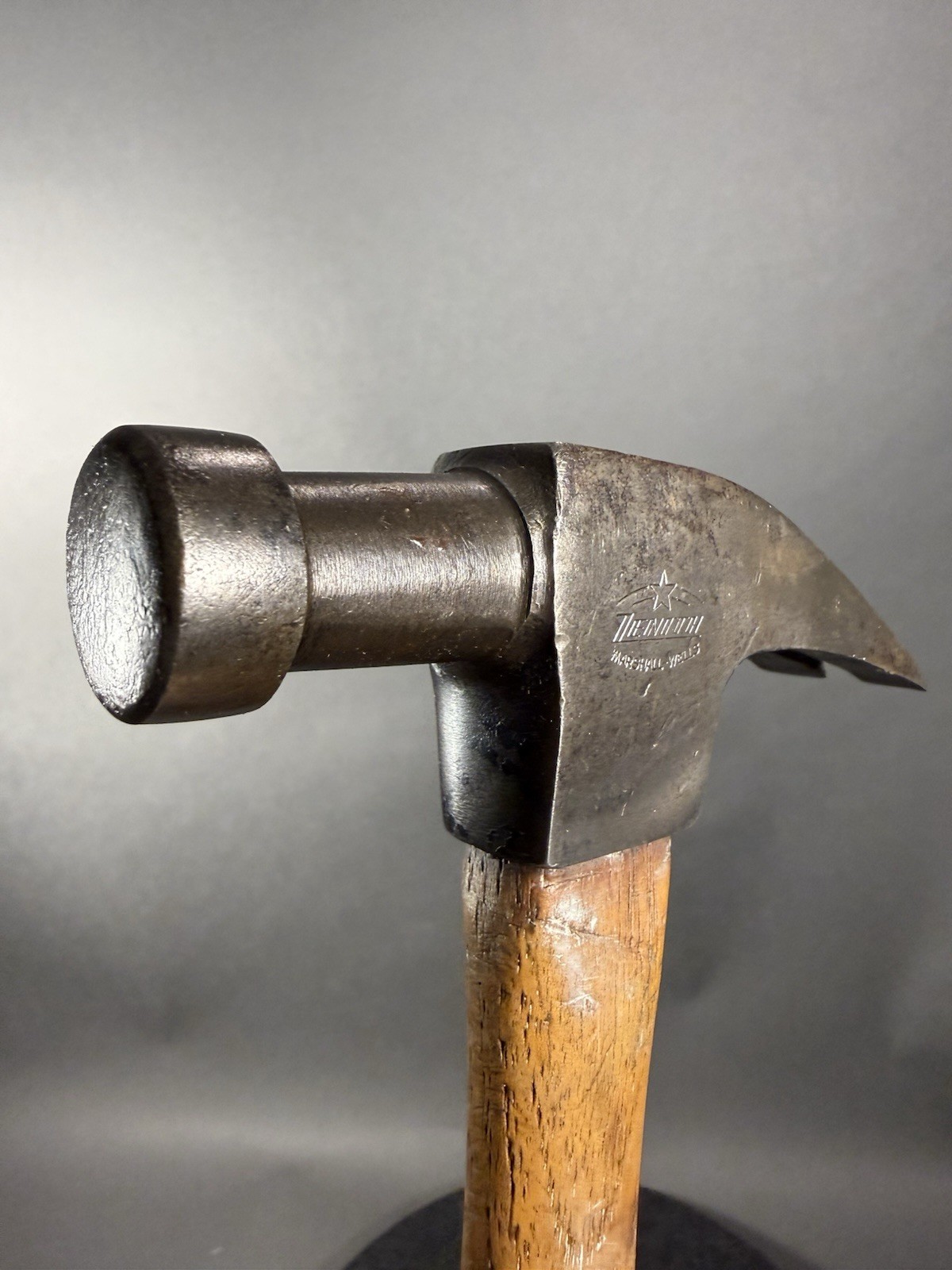 ZENITH MARSHALL WELLS Straight Claw Bell Faced Hammer. Attractive Condition.