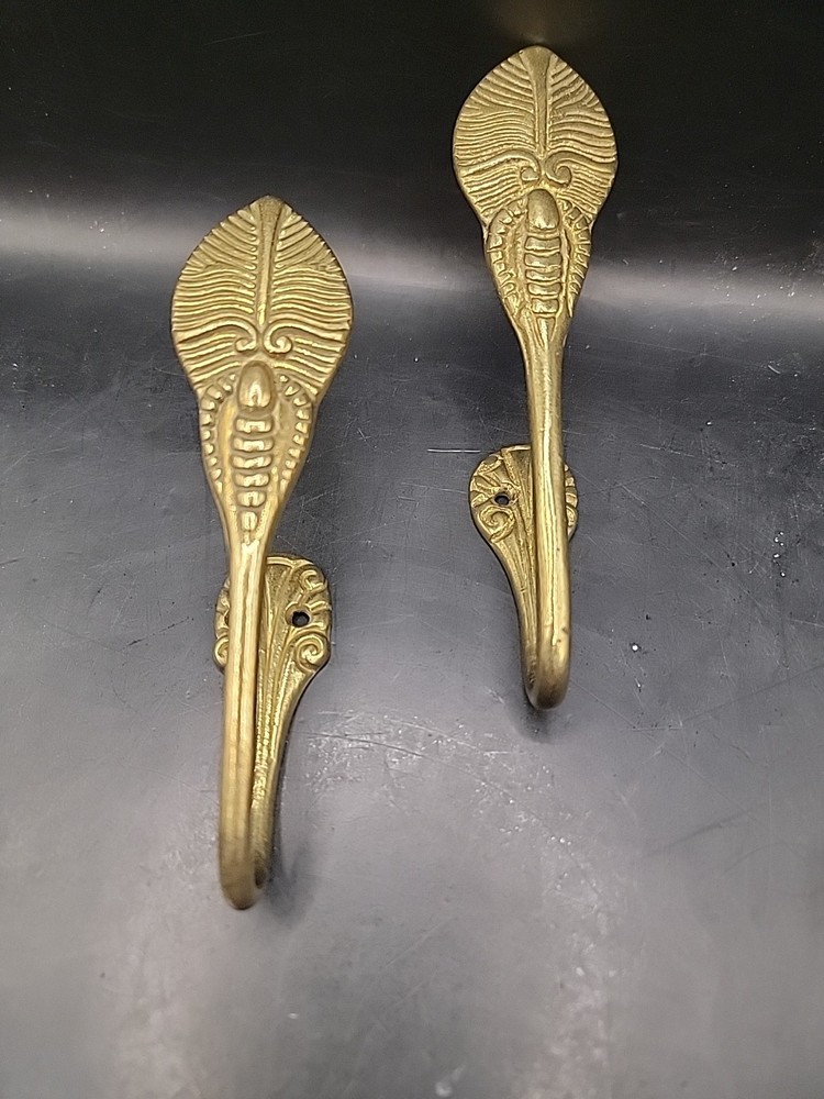 Brass Curtain Tie Set, Beetle Bug