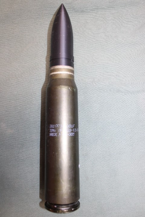 REPLICA PGU-14b A-10 Warthog 30mm PROJECTILE with REPLICA Black penetrator tip