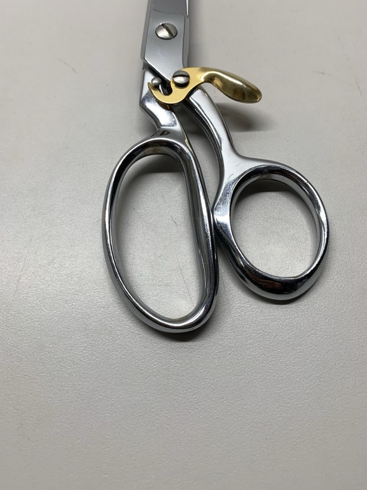 8" Gingher Spring Action Knife Edge Dressmaker Shears