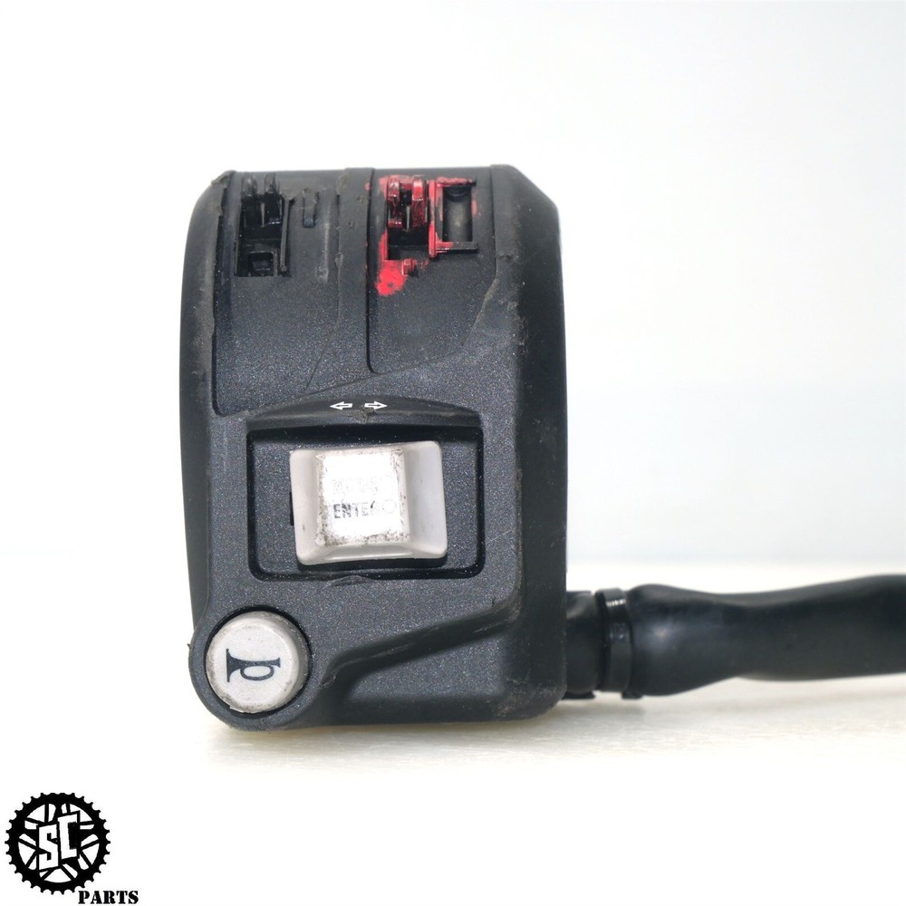 20-23 DUCATI PANIGALE V2 LEFT CONTROL SWITCH MISSING BUTTON COVER