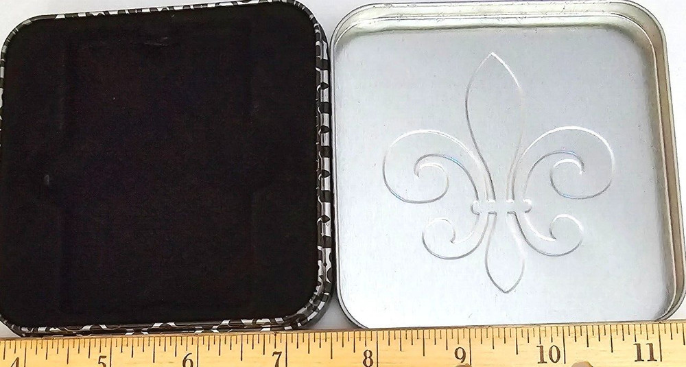 Fleur-de-lis Gift Card Tin