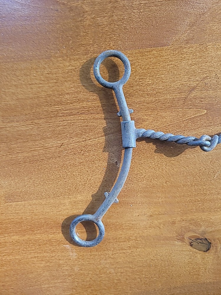 Dutton Twisted Snaffle Lifter Bit W Stops Used