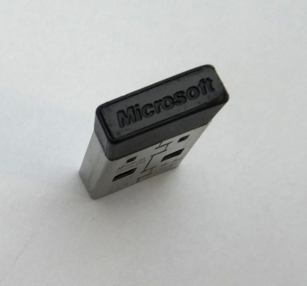 Microsoft Model 1447 Wireless Mouse/Keyboard USB Receiver Dongle