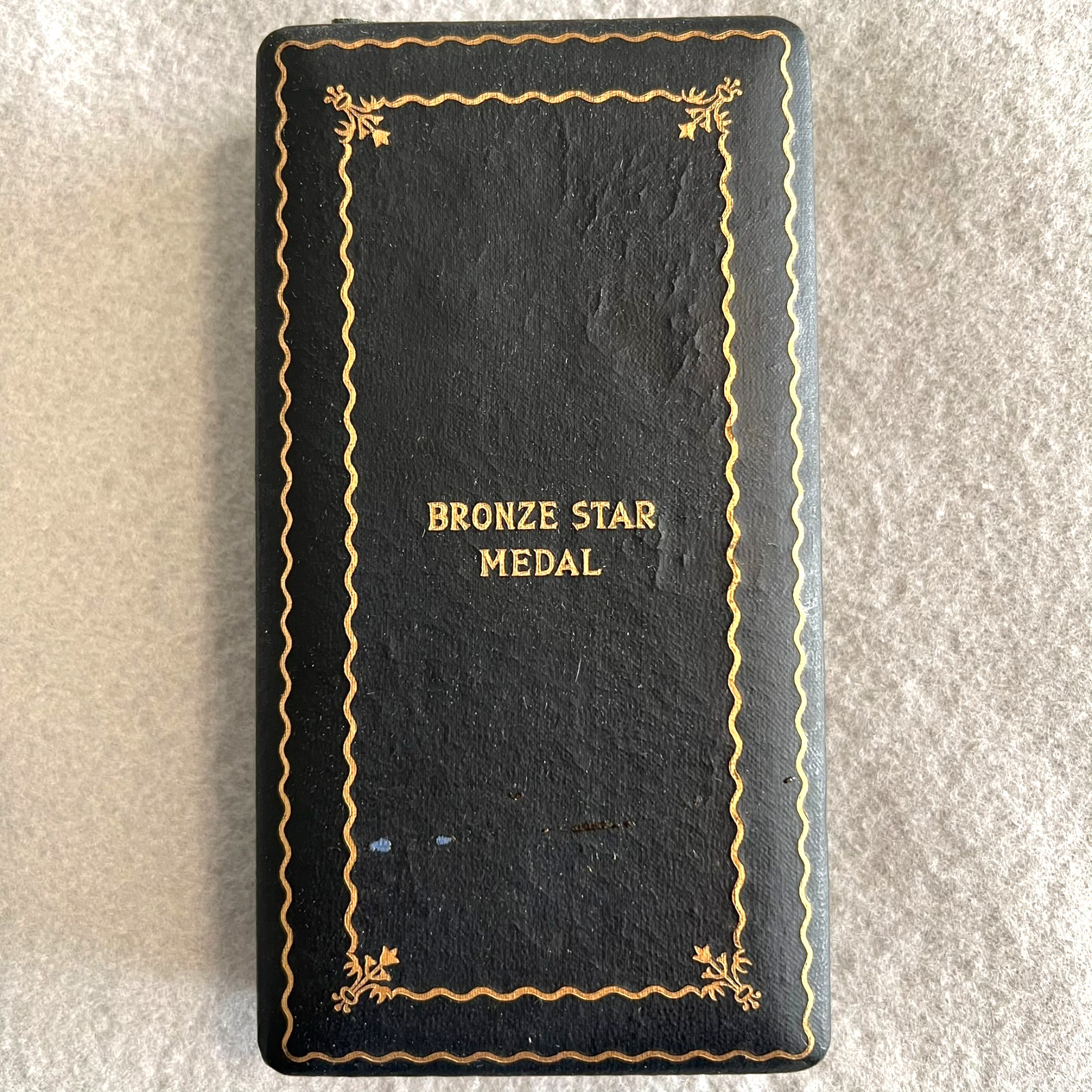 Vtg WWII Vietnam US Bronze Star Medal Presentation Case Coffin Box Only - Empty