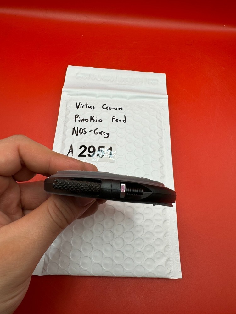 Virtue Crown Pinokio Feed NOS - Grey