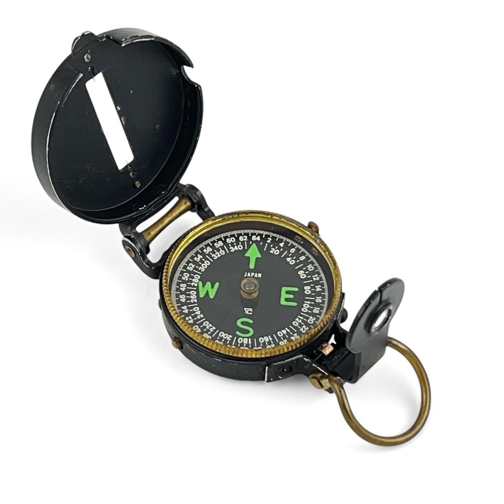 VINTAGE ENGINEER DIRECTIONAL COMPASS
