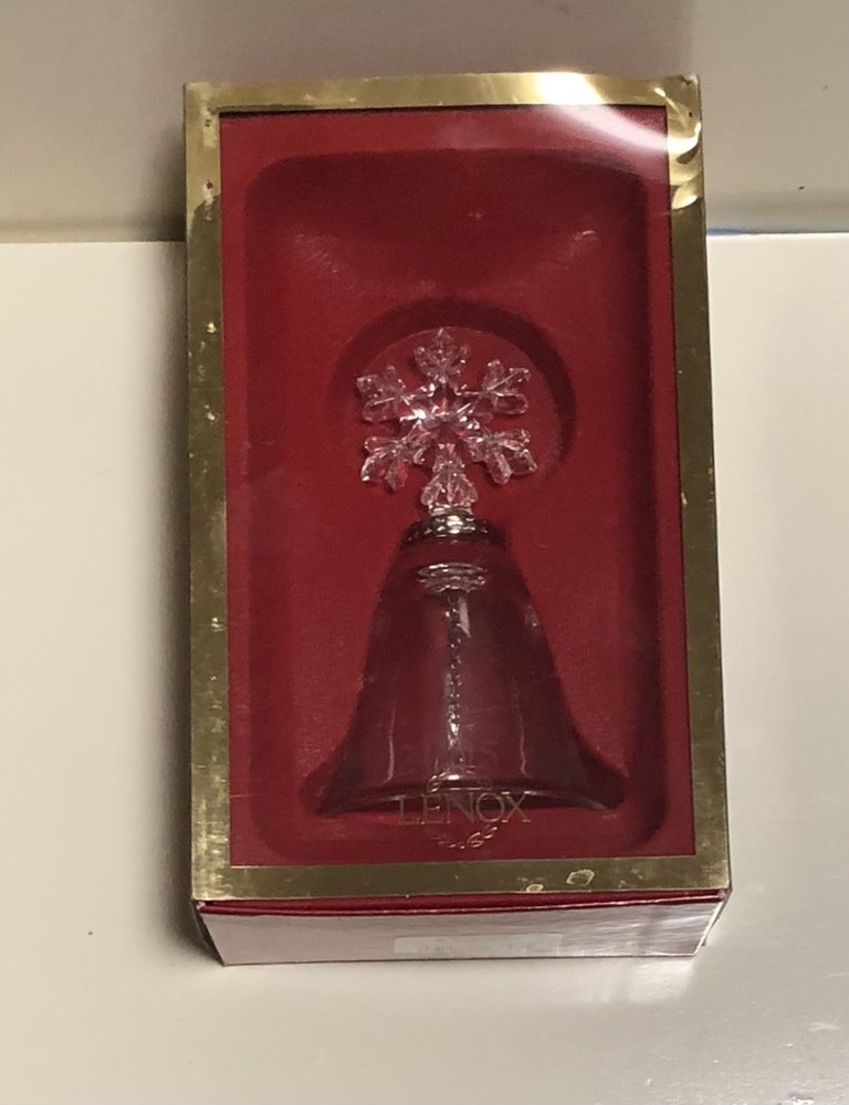 Lenox Snowflake Full Crystal 4.5” Bell