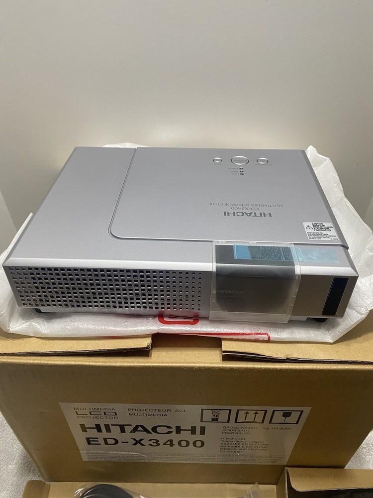Hitachi LCD Projector ED-X3400 New In Box