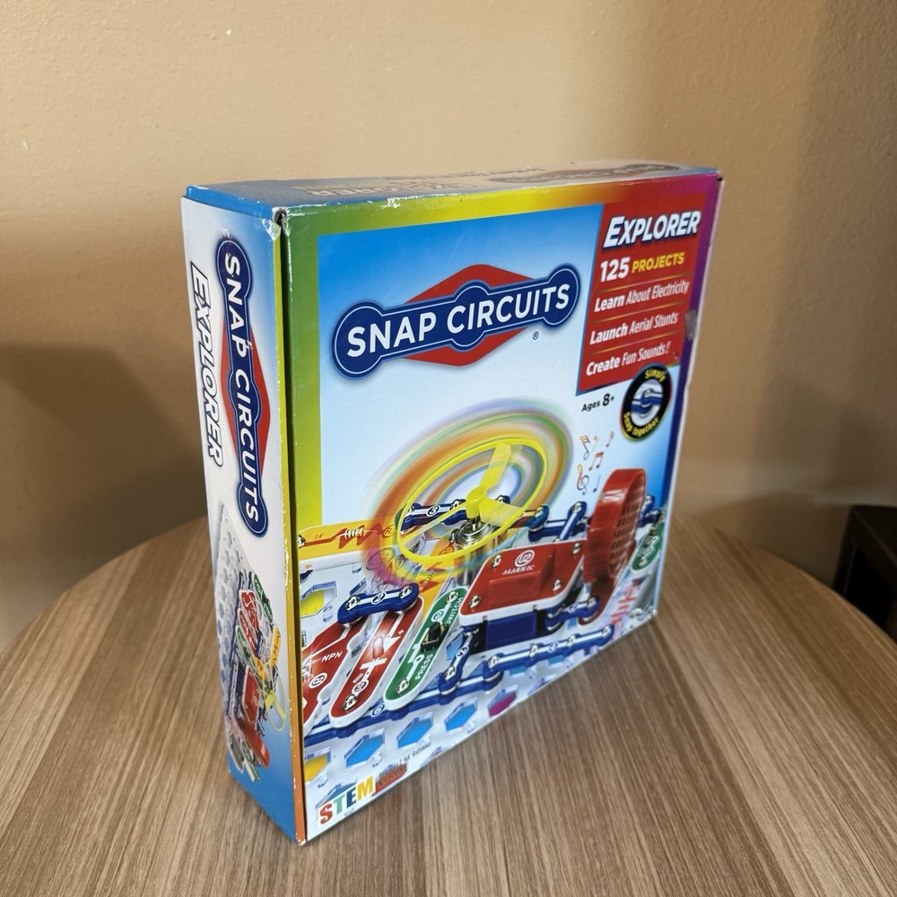 Snap Circuits Explorer Skill Builder Science Kit STEM 125 Projects Brand New!