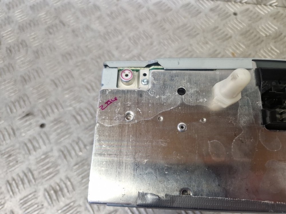 FORD FOCUS CD HEAD UNIT WITH CODE 8M5T18C815AB MK2.5 2008