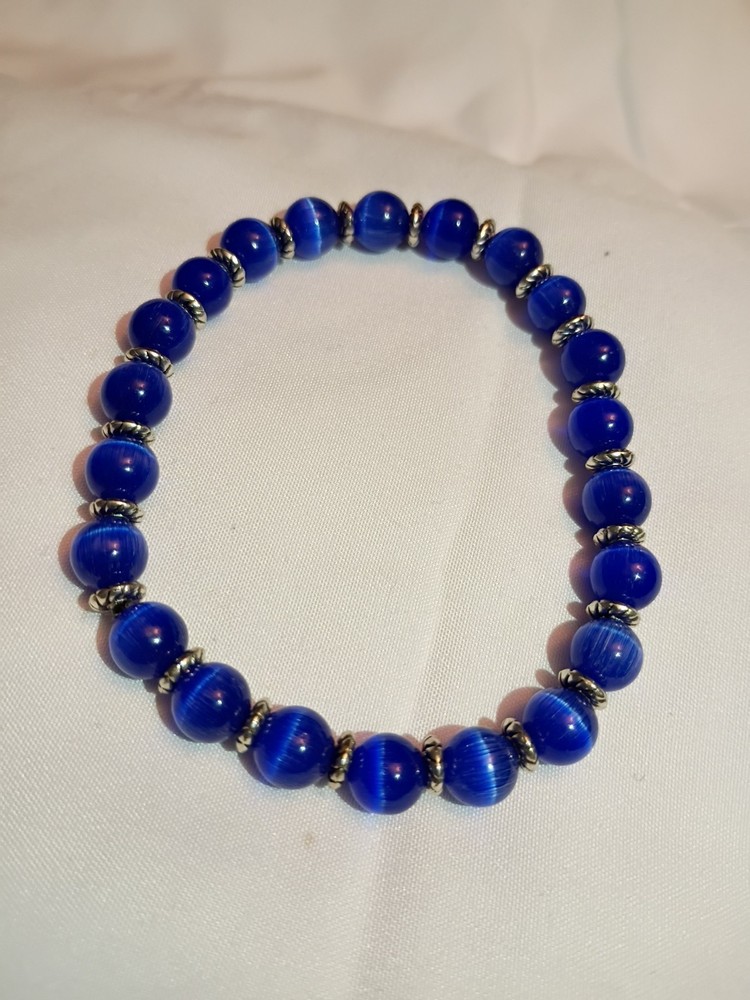Handmade Beaded bracelets Glass 8"