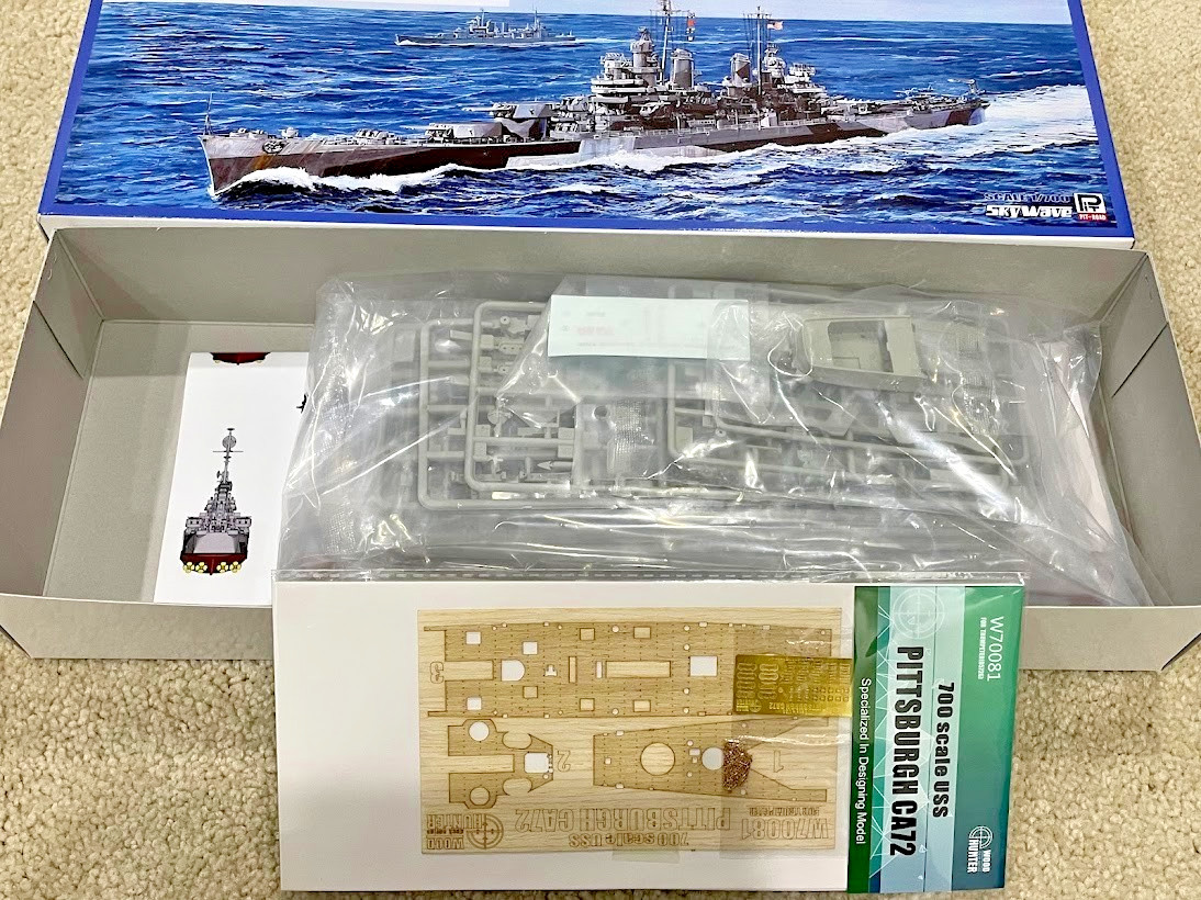 1/700 USS Pittsburgh CA-72 (1944) +Wood Deck  ~  Skywave/Pit-Road W260
