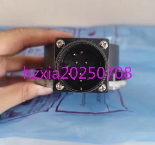 1pc new Mitsubishi QSA17-020 encoder