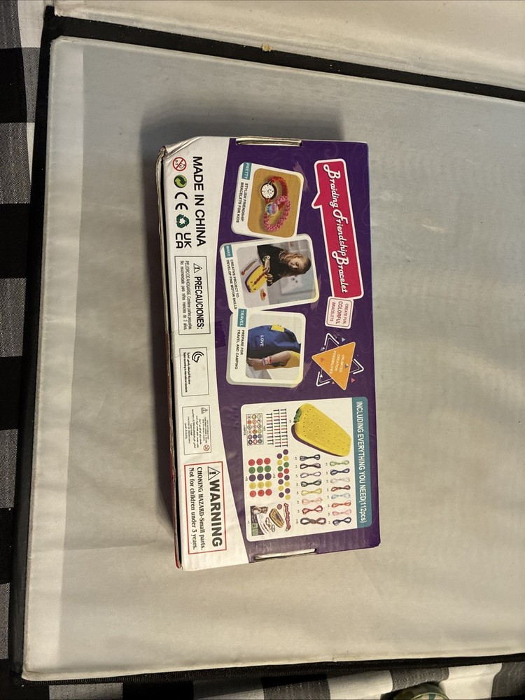 Bracelet making kit