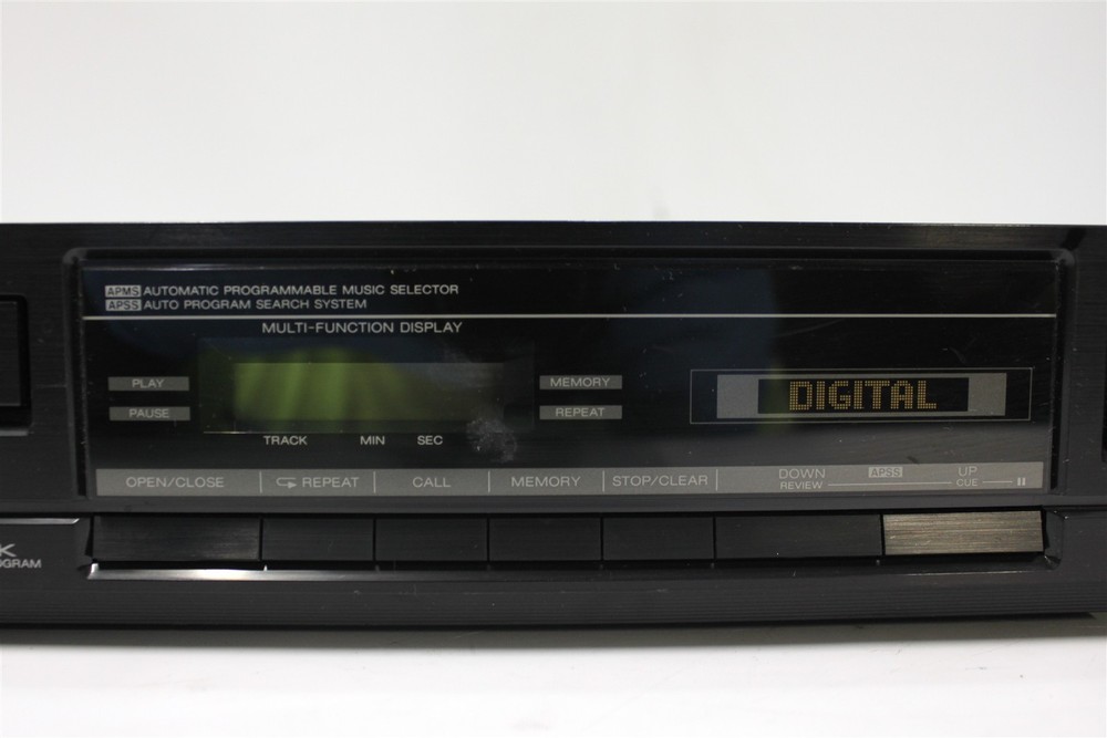 Sharp Compact CD Player DX-670 BK 3 Beam Laser Pickup System Tested and Working