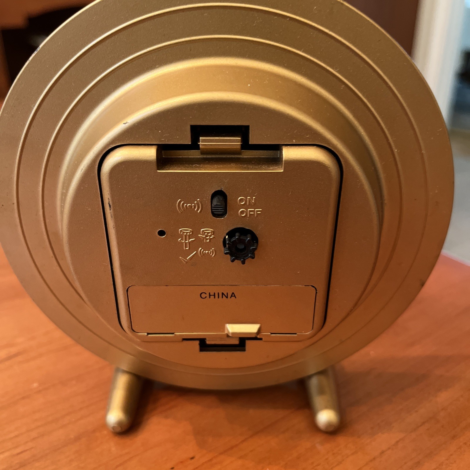 Howard Miller Shipmate Nautical Signal Flag Maritime Alarm Table Clock Gold Tone