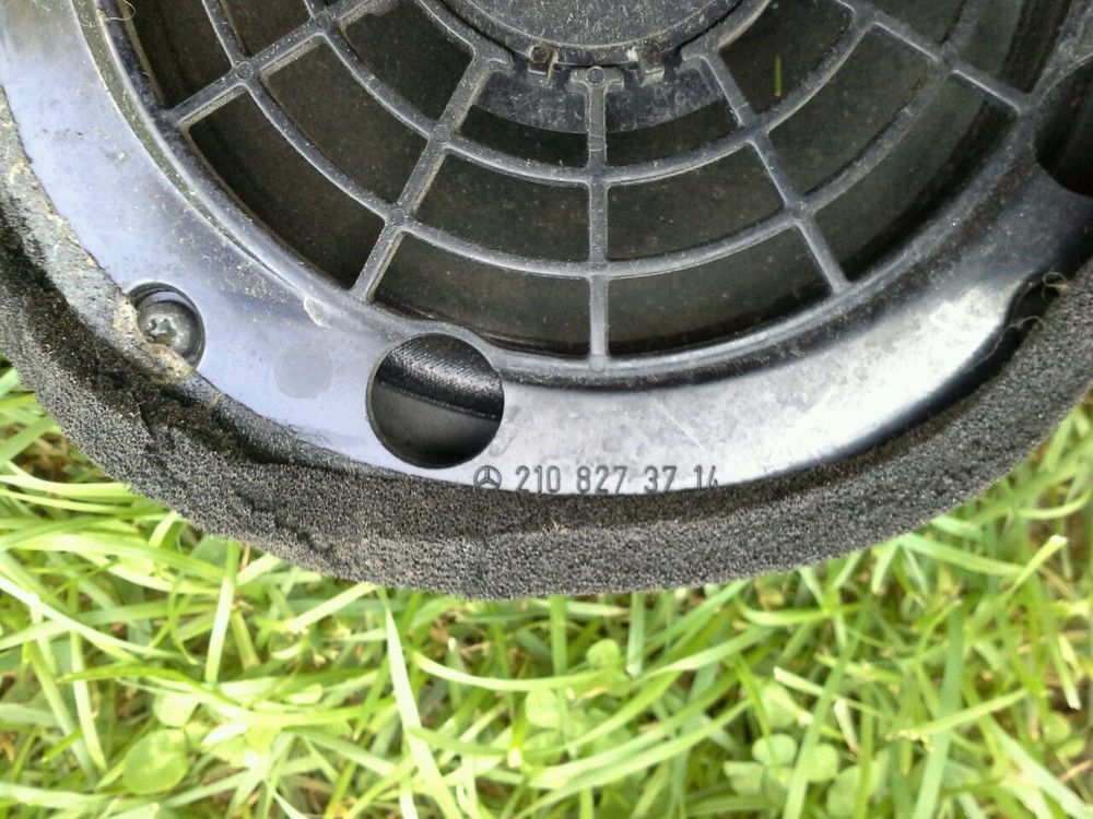 2000 - 2002 MERCEDES BENZ E CLASS E320 FRONT DOOR DRIVERS SPEAKER OEM