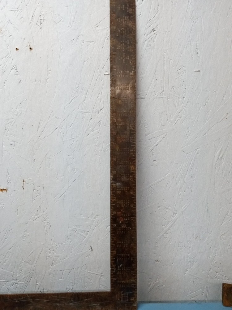 Vintage Rusty Stanley Handyman Square Ruler (LL)