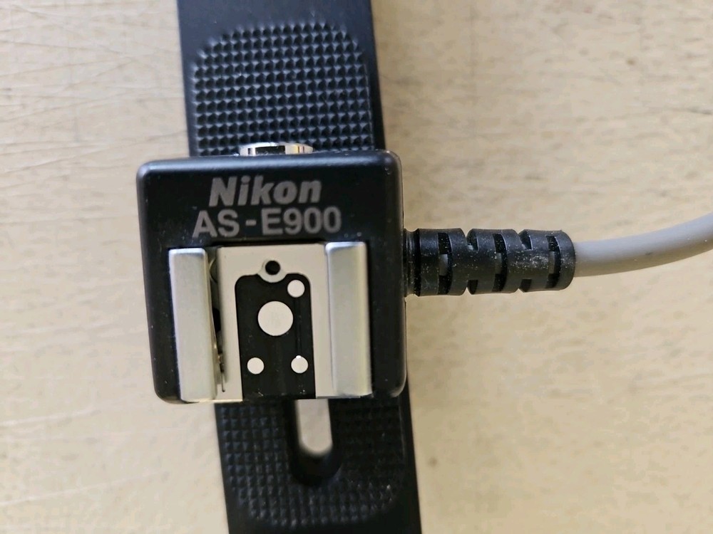 Nikon SK-E900 Multi-Flash Photography Bracket Unit (fits E900S/E950/etc)- TESTED