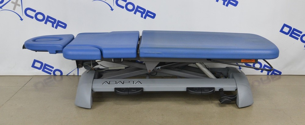 Chattanooga Adapta Summit 7 3322 Physical Therapy Table