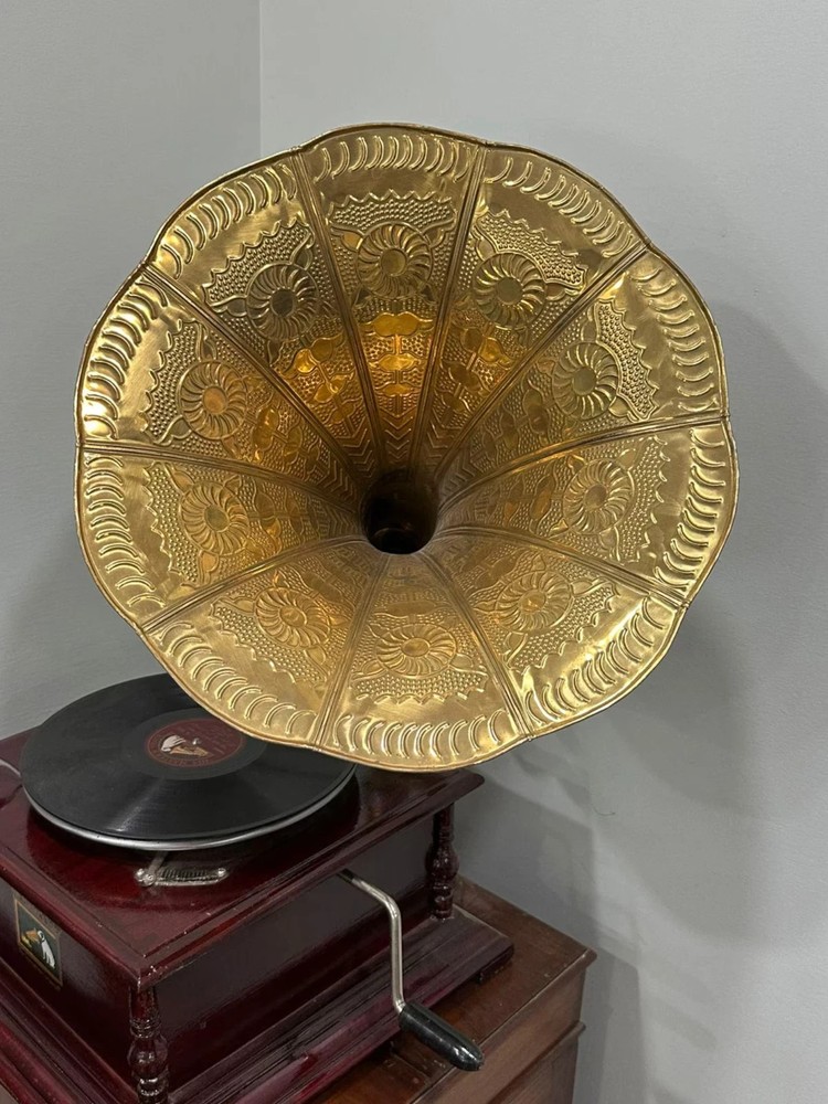 HMV Gramophone Fully Functional Working Phonograph, Win-up Record Player