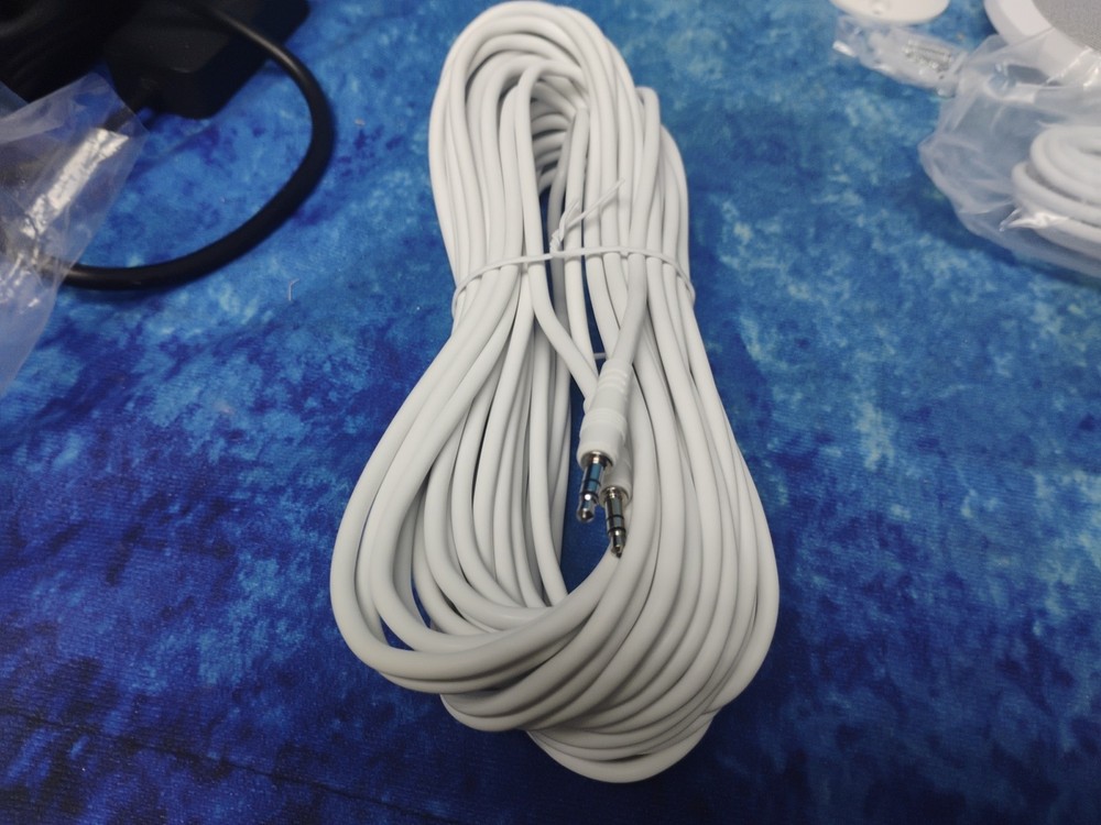 Modulit Solutions Ceiling Microphone M800. No Mounting Plate.