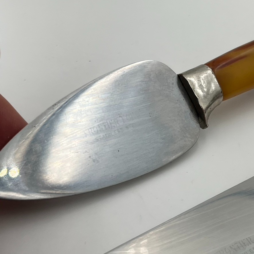 2- VTG Cheese Butter Spreader Bakelite Handle Frontier Forge Knife MCM Kitchen