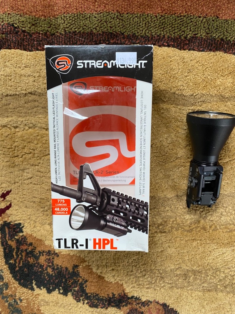 Stream light TLR-I HPL 775 lumens Great Condition Flash Light