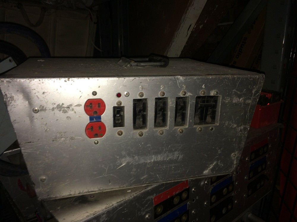 400 AMP Distro Box