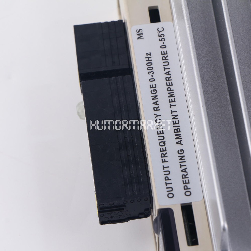 1PC YASKAWA SERVO DRIVE SGDS-04A01A NEW