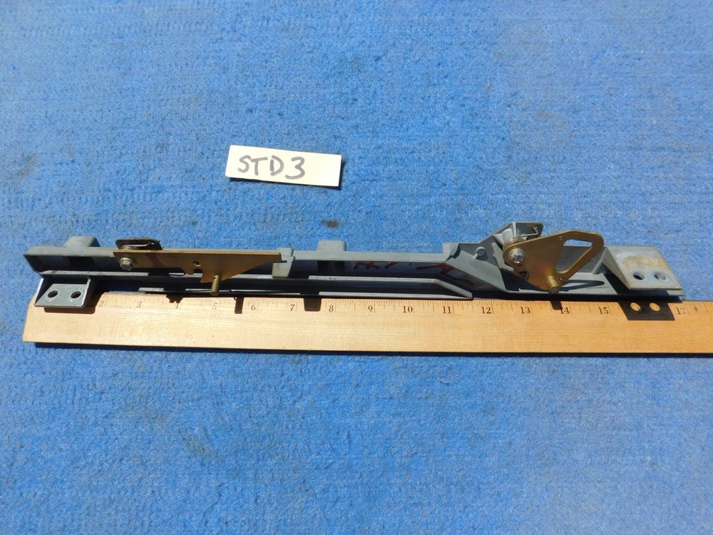 Seeburg STD160 STD3 Cabinet Lid Guide #14-457232 Left Hand