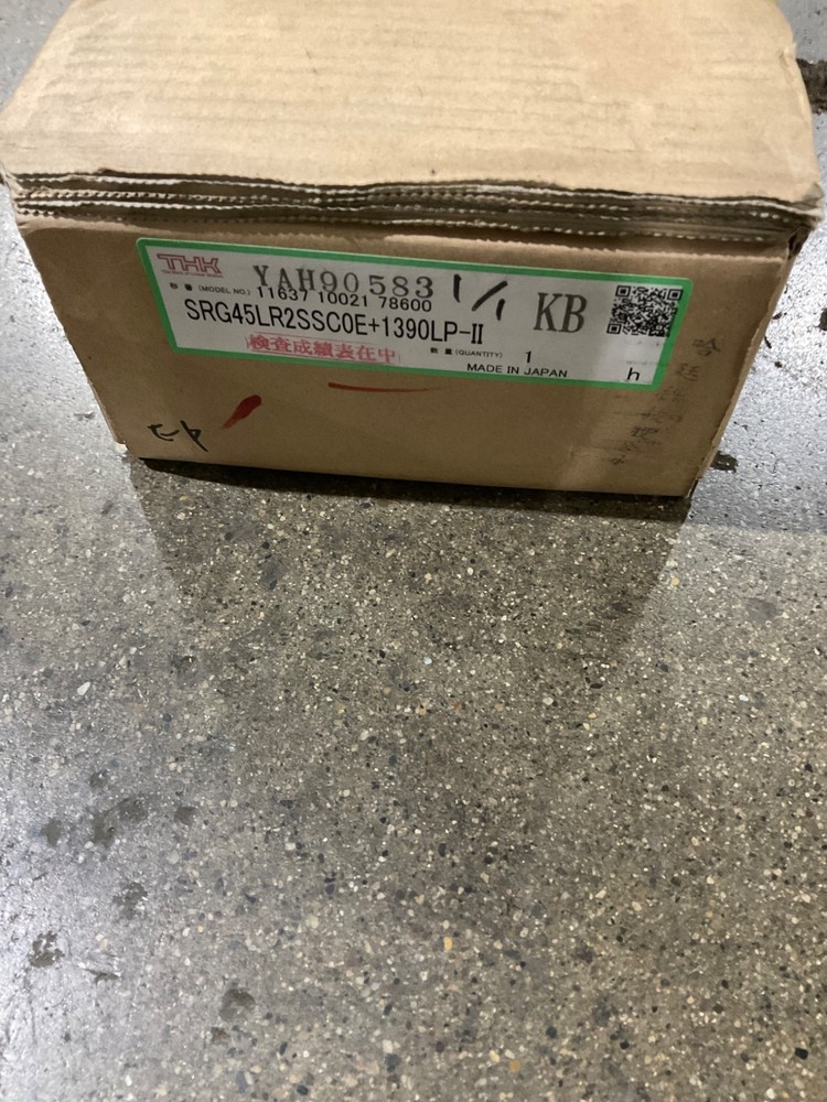 THK SRG45LR2SSCOE+1390LP-II LINEAR GUIDE RAIL NEW