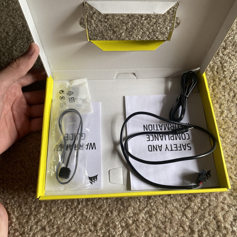Corsair Commander Duo - Lightning & Fan Controller — ARGB & ICUE Link Hybrid