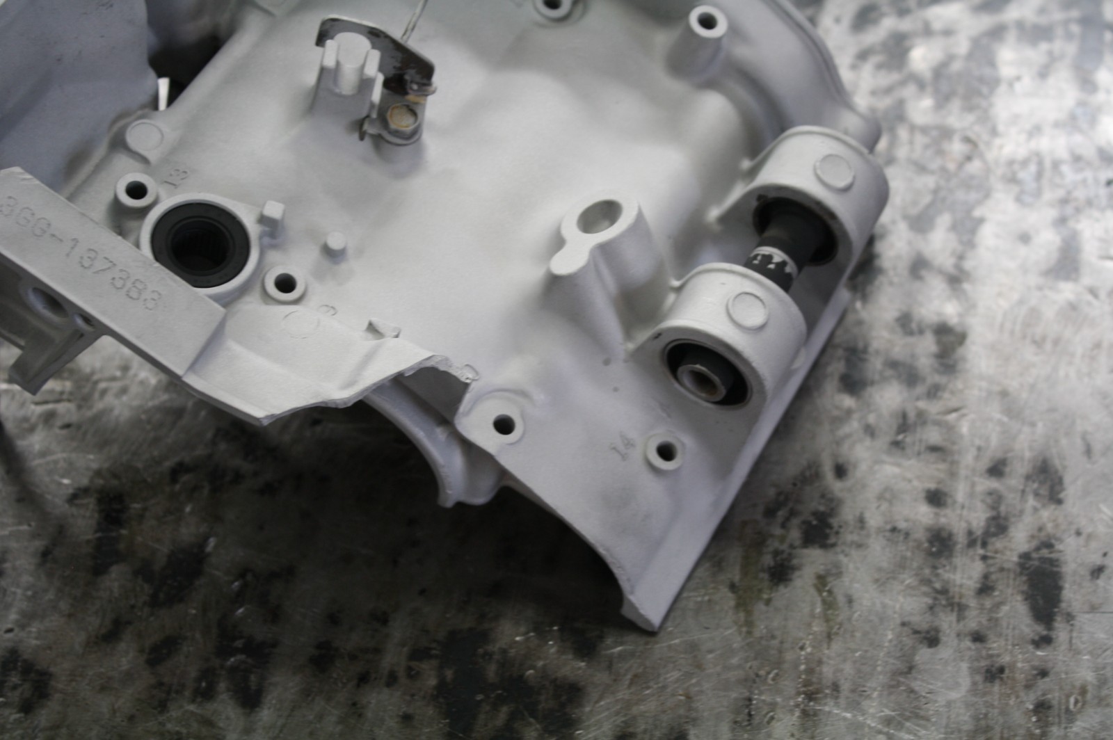 YAMAHA BANSHEE MATCHING OEM CASES BANSHEE UPPER CASE BANSHEE LOWER ENGINE CASE