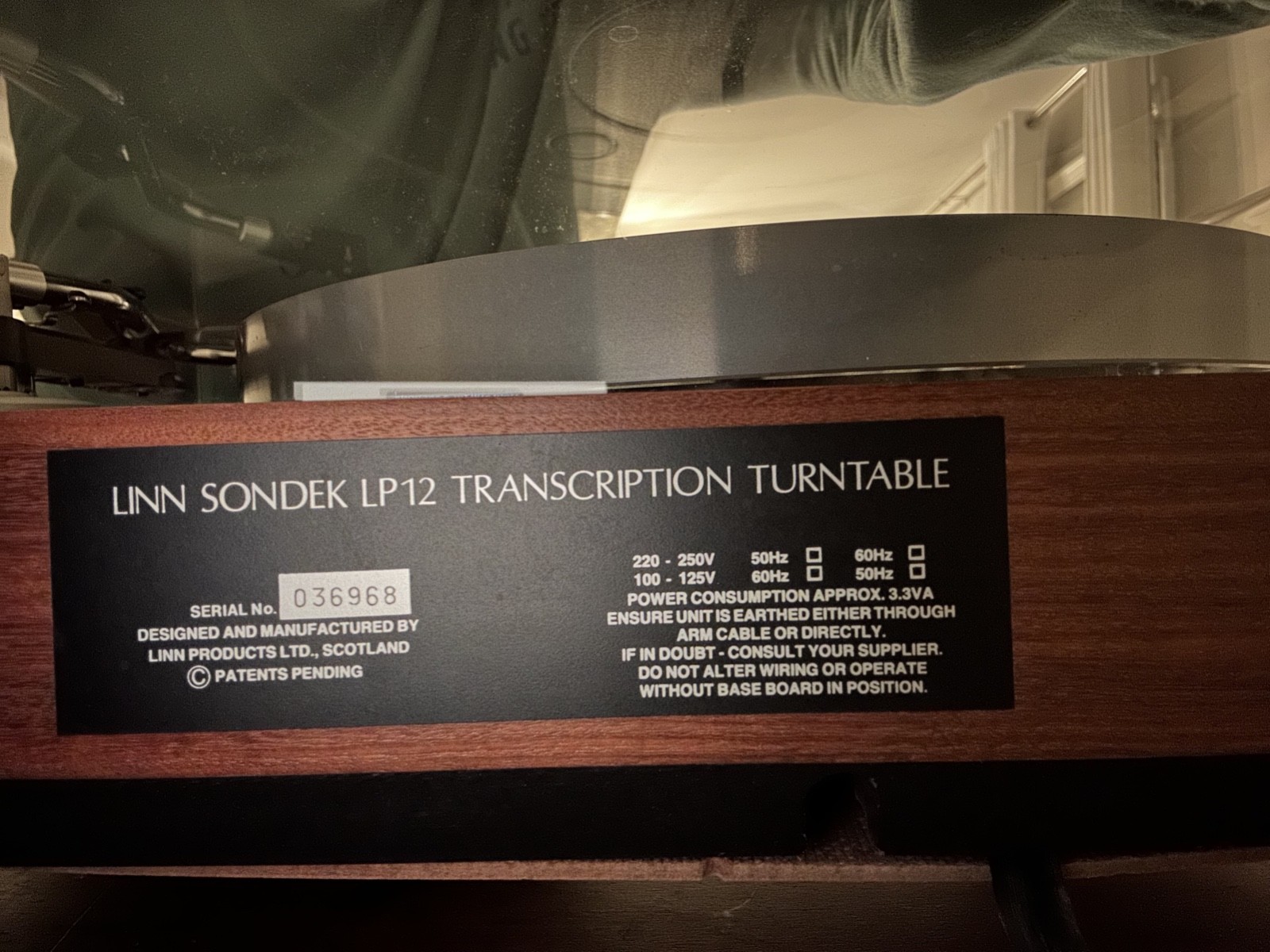 LINN SONDECK LP12 TURNTABLE w/ New Dust Cover