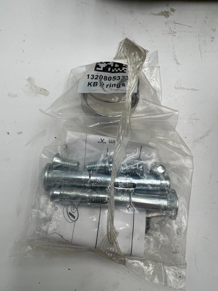 L980S Keyed Removable Mullion Material 86" (7 ft 2 in) Gray